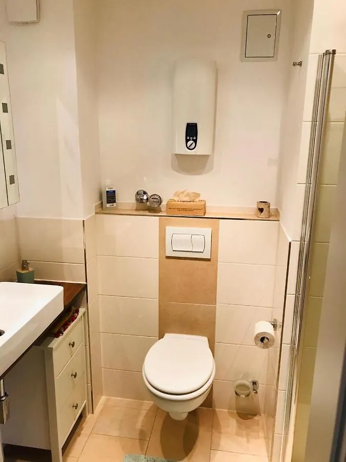 Troisdorf - Rotter See - 70 Qm - 1 Bis 3 Personen 0*,